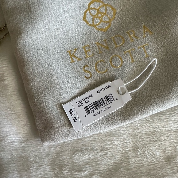 Kendra Scott Gold and Blue Pendant Necklace - Picture 7 of 7